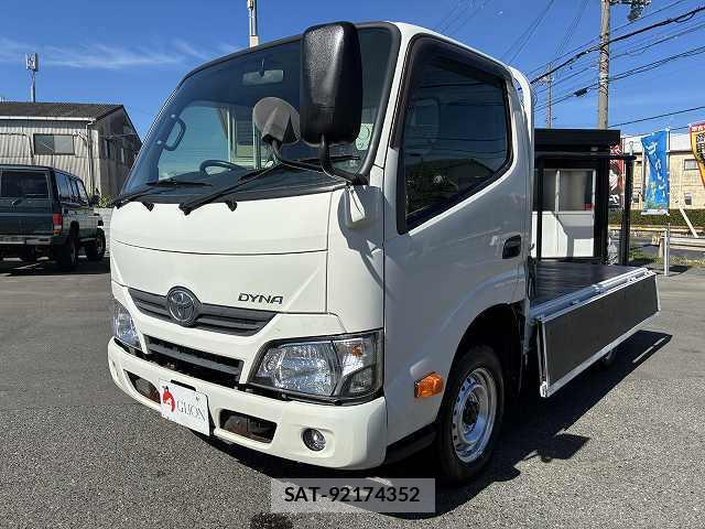 Toyota DYNA TRUCK 2019-02 8363525-7