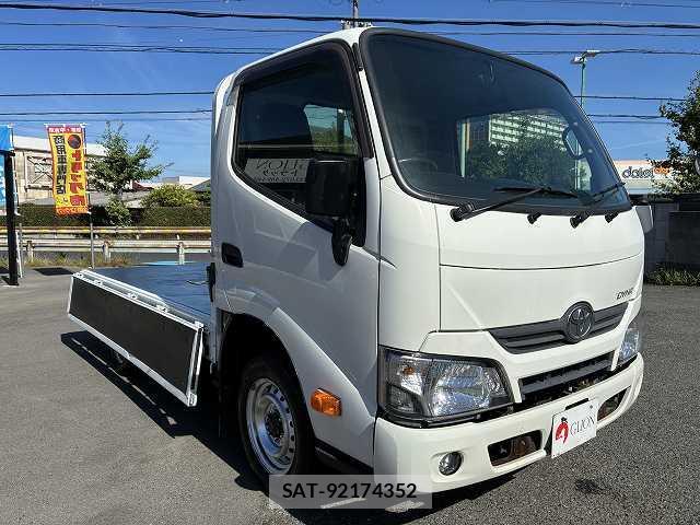 Toyota DYNA TRUCK 2019-02 8363525-8