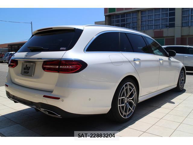Mercedes Benz E-CLASS 2022-04 8363124-12