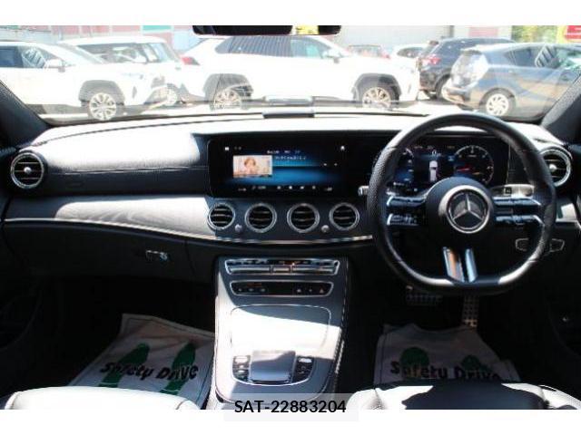 Mercedes Benz E-CLASS 2022-04 8363124-2