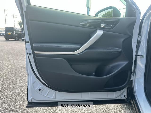 Mitsubishi ECLIPSE CROSS 2022-03 8362479-10