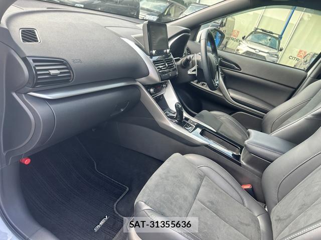 Mitsubishi ECLIPSE CROSS 2022-03 8362479-11