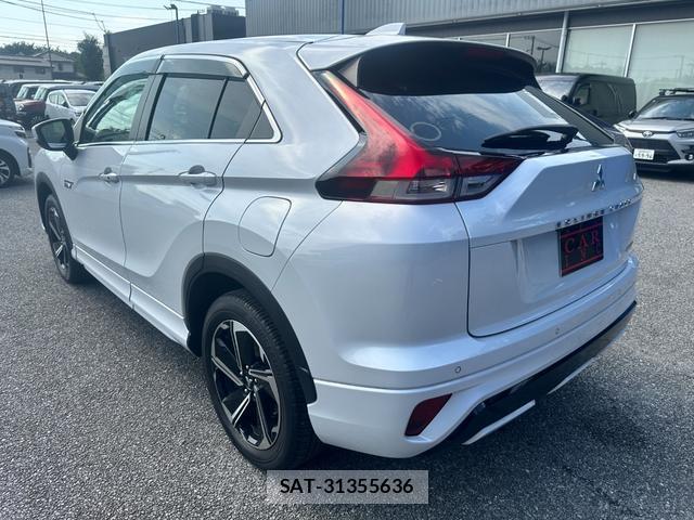 Mitsubishi ECLIPSE CROSS 2022-03 8362479-6