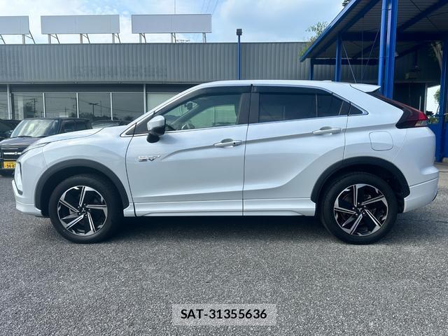 Mitsubishi ECLIPSE CROSS 2022-03 8362479-7