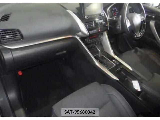 Mitsubishi ECLIPSE CROSS 2021-09 8361395-2