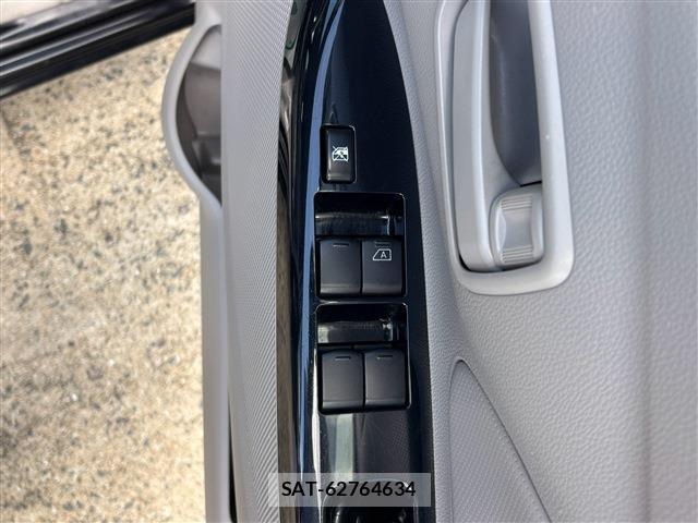 Mitsubishi EK WAGON 2017-03 8362404-18