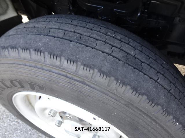 Isuzu ELF TRUCK 2020-06 8360909-8