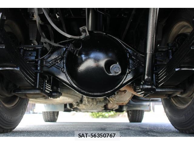 Isuzu ELF TRUCK 2013-11 8362305-19