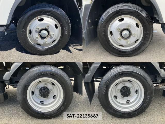 Isuzu ELF TRUCK 2019-03 8363524-12