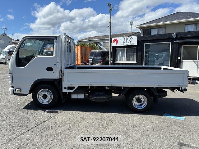 Isuzu ELF TRUCK 2022-06 8363526-3