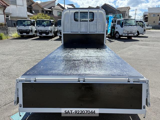 Isuzu ELF TRUCK 2022-06 8363526-9