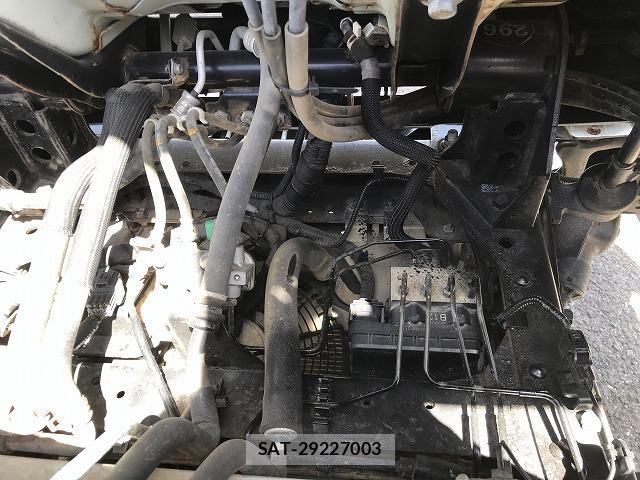 Isuzu ELF TRUCK 2015-07 8363545-10