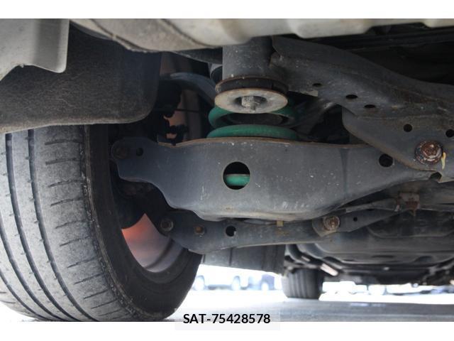 Nissan ELGRAND 2011-11 8360589-15