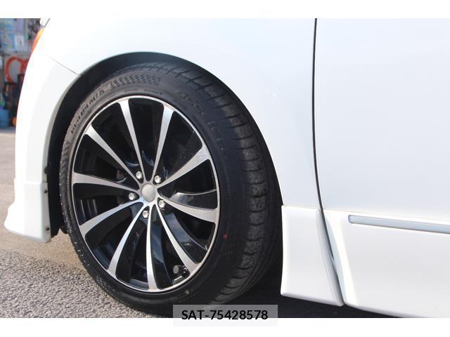 Nissan ELGRAND 2011-11 8360589-17