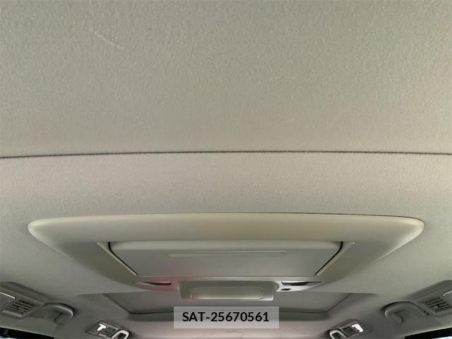 Nissan ELGRAND 2013-04 8361094-10