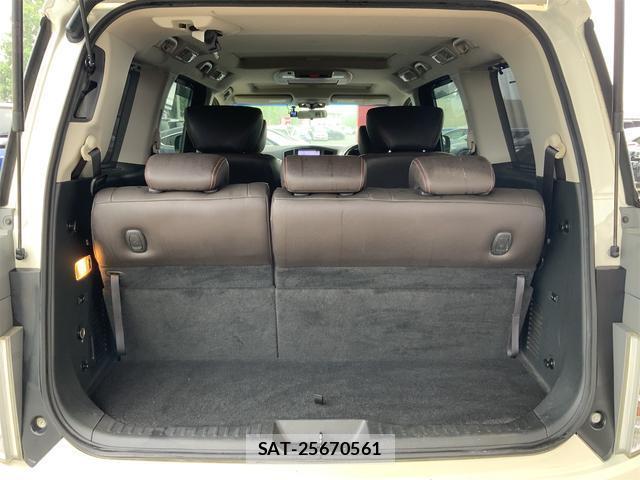 Nissan ELGRAND 2013-04 8361094-16