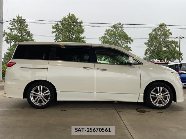 Nissan ELGRAND 2013-04 8361094-3