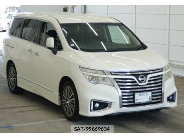 Nissan ELGRAND 2018-05 8361307-0