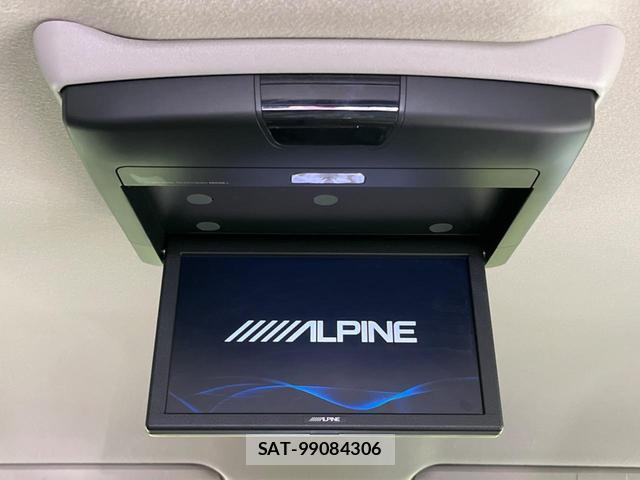 Nissan ELGRAND 2017-07 8361594-4