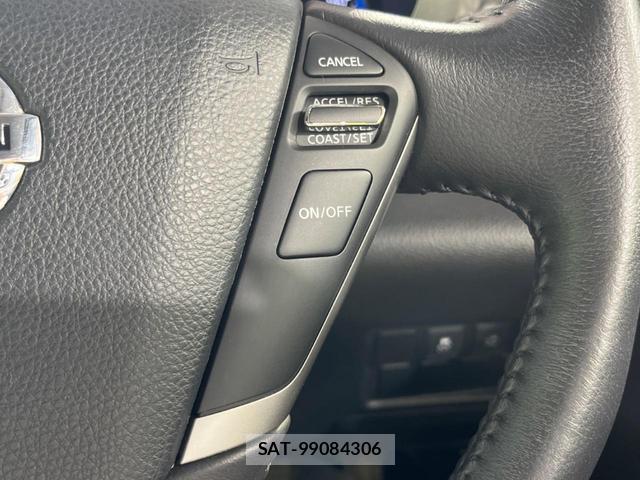Nissan ELGRAND 2017-07 8361594-6