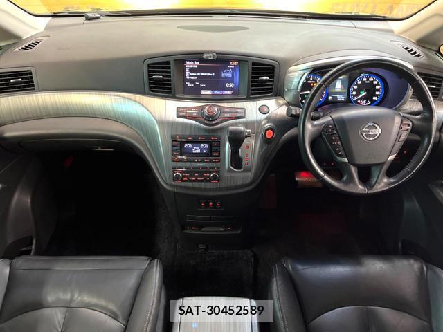 Nissan ELGRAND 2015-10 8361929-1