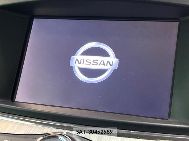 Nissan ELGRAND 2015-10 8361929-2