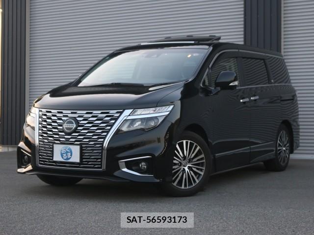 Nissan ELGRAND 2021-07 8362188-12