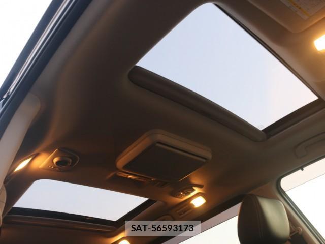 Nissan ELGRAND 2021-07 8362188-16