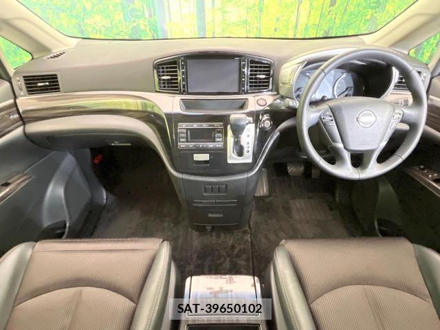 Nissan ELGRAND 2018-10 8362549-1