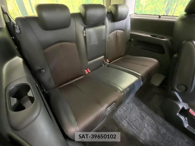 Nissan ELGRAND 2018-10 8362549-9