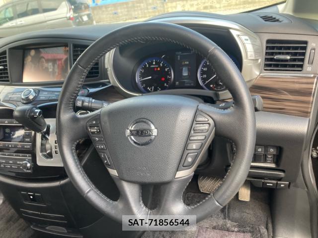 Nissan ELGRAND 2019-11 8362566-11