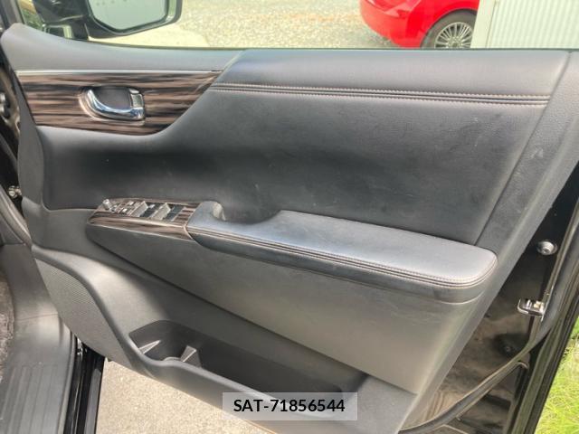 Nissan ELGRAND 2019-11 8362566-8
