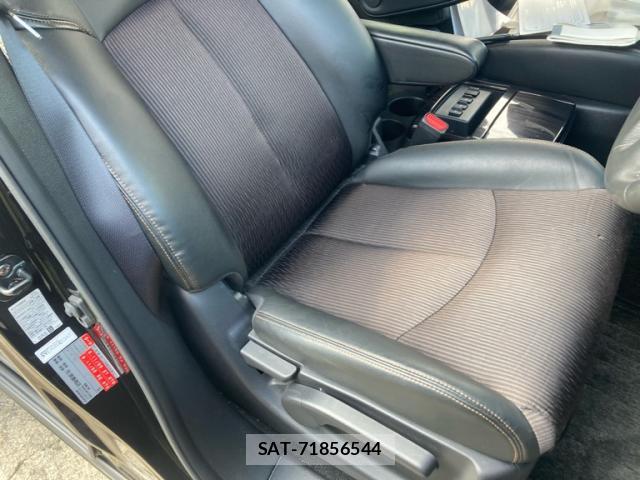 Nissan ELGRAND 2019-11 8362566-9