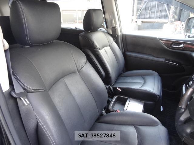 Nissan ELGRAND 2013-09 8362638-10