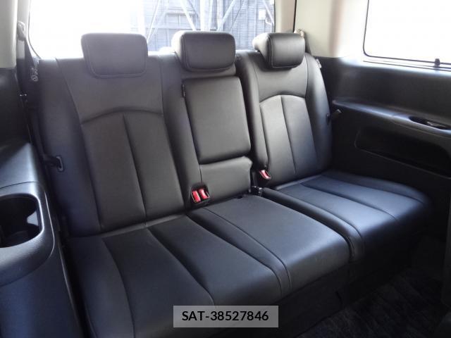 Nissan ELGRAND 2013-09 8362638-12