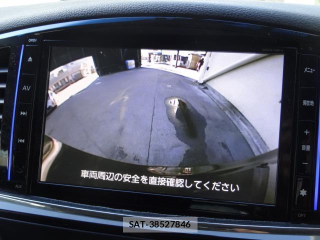 Nissan ELGRAND 2013-09 8362638-17