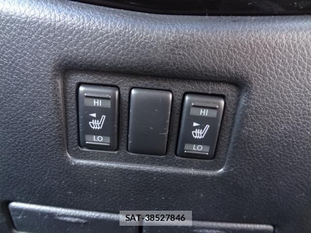 Nissan ELGRAND 2013-09 8362638-7