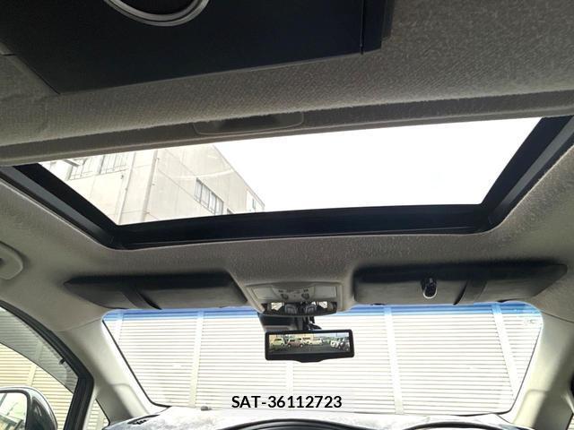 Nissan ELGRAND 2020-01 8362754-2
