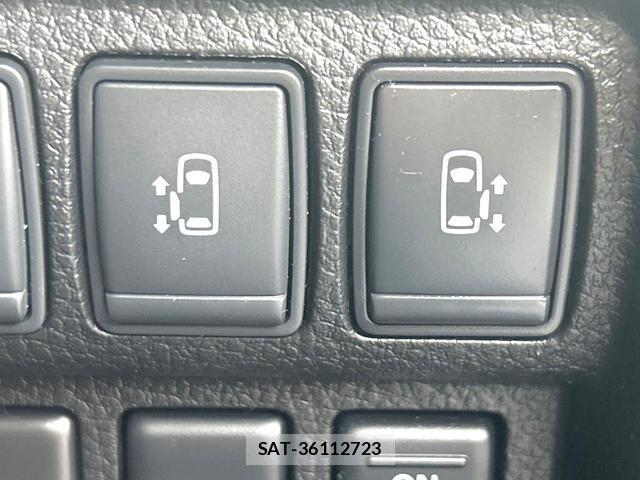 Nissan ELGRAND 2020-01 8362754-4