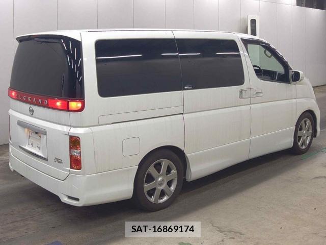 Nissan ELGRAND 2007-10 8363097-4