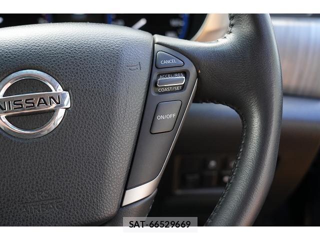 Nissan ELGRAND 2017-02 8363392-11