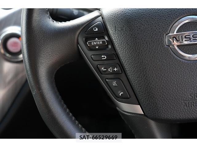 Nissan ELGRAND 2017-02 8363392-9