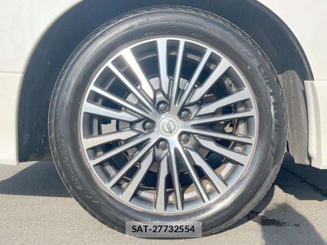 Nissan ELGRAND 2016-06 8363438-10