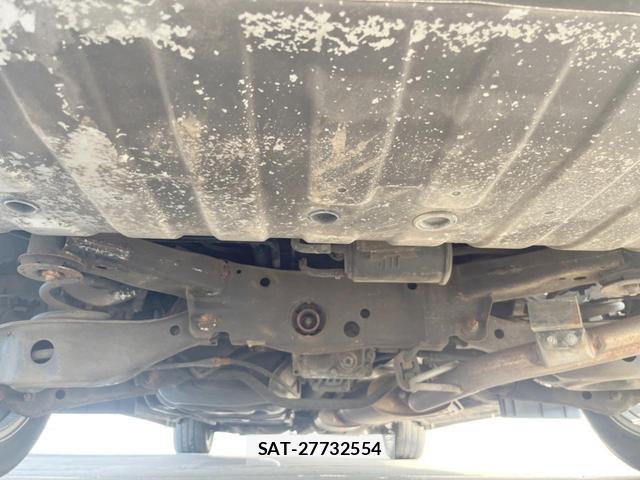 Nissan ELGRAND 2016-06 8363438-8