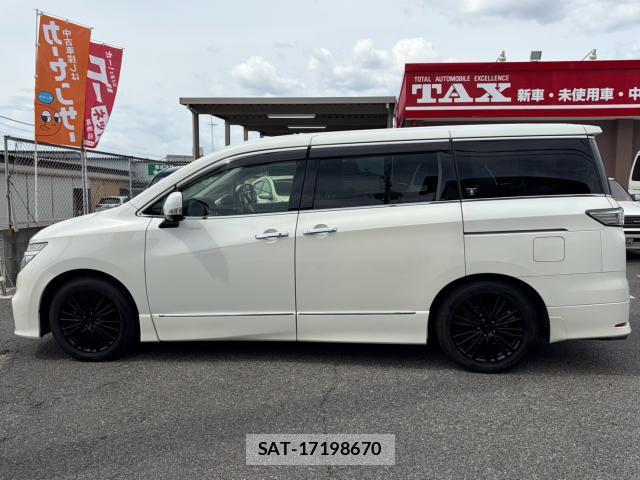 Nissan ELGRAND 2016-10 8363518-1