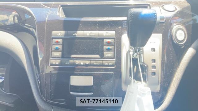 Nissan ELGRAND 2011-02 8363533-16