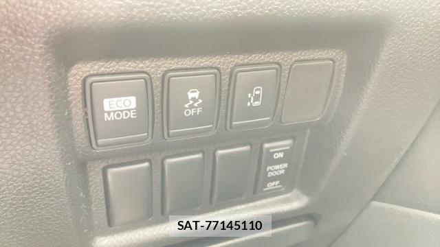 Nissan ELGRAND 2011-02 8363533-17