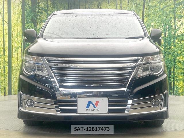 Nissan ELGRAND 2018-03 8363562-14