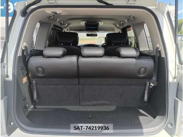 Nissan ELGRAND 2012-01 8363660-11