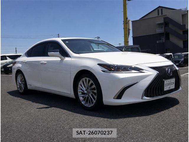 Lexus ES 2019-07 8361446-4